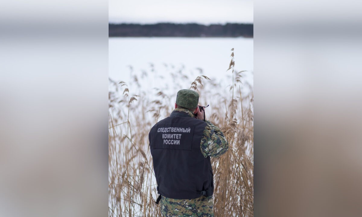 Тело мужчины нашли возле реки в Тверской области
