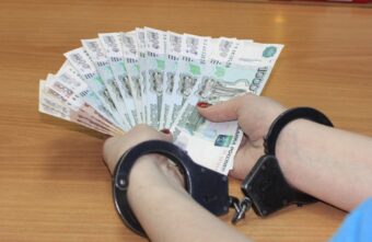 Жительница Твери похитила у знакомой пенсионерки почти 80 тысяч рублей