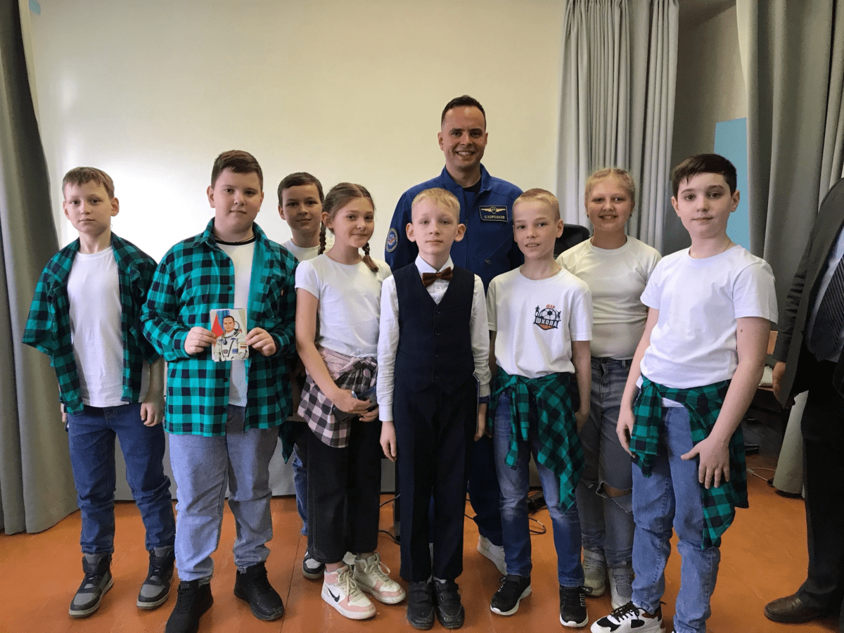 Тверской космонавт с МКС побывал в родной школе