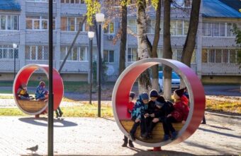 В Лихославле вандалов призвали беречь общественное имущество В Лихославле вандалов призвали беречь общественное имущество