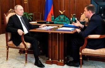 Владимир Путин поддержал предложения Андрея Турчака выравнять денежное довольствие и меры поддержки для всех участников СВО Владимир Путин поддержал предложения Андрея Турчака выравнять денежное довольствие и меры поддержки для всех участников СВО