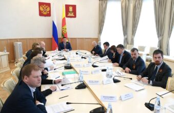 Губернатор Игорь Руденя провел заседание президиума правительства Тверской области Губернатор Игорь Руденя провел заседание президиума правительства Тверской области