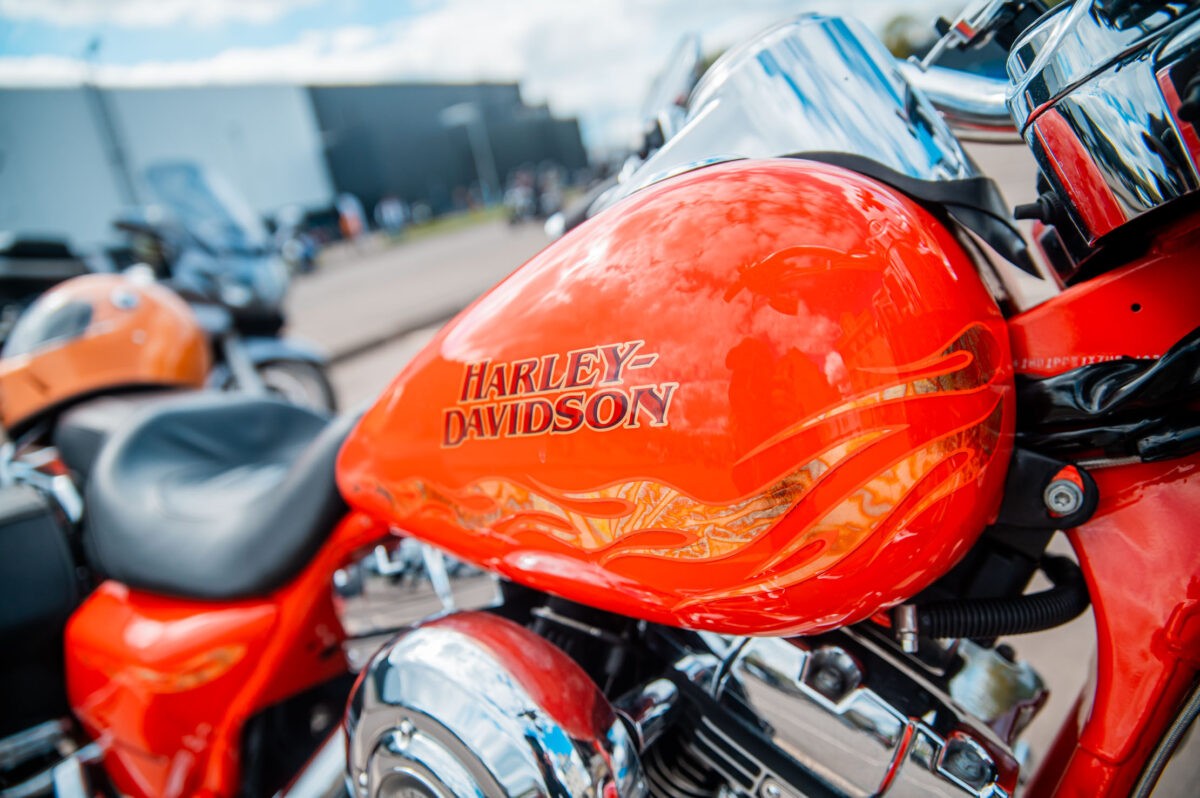 В Твери ярко, празднично и многолюдно открыли мотосезон