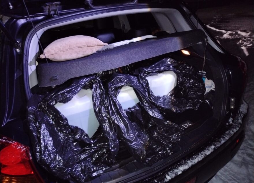 В Тверской области предстанет перед судом машинист, сливший 120 литров топлива с тепловоза