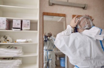 В Твери медработнику не хотели платить компенсацию за заболевание коронавирусом В Твери медработнику не хотели платить компенсацию за заболевание коронавирусом