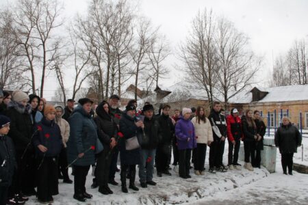В Вышнем Волочке открыли памятные доски защитникам Донбасса