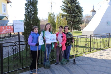 В Торопце прошли массовые субботники В Торопце прошли массовые субботники