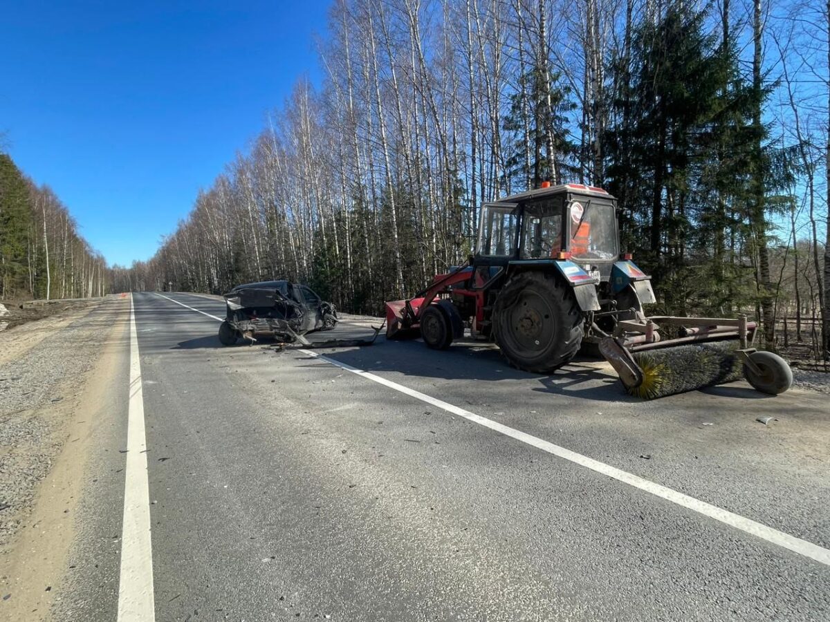 Подросток пострадал в тройном ДТП в Тверской области