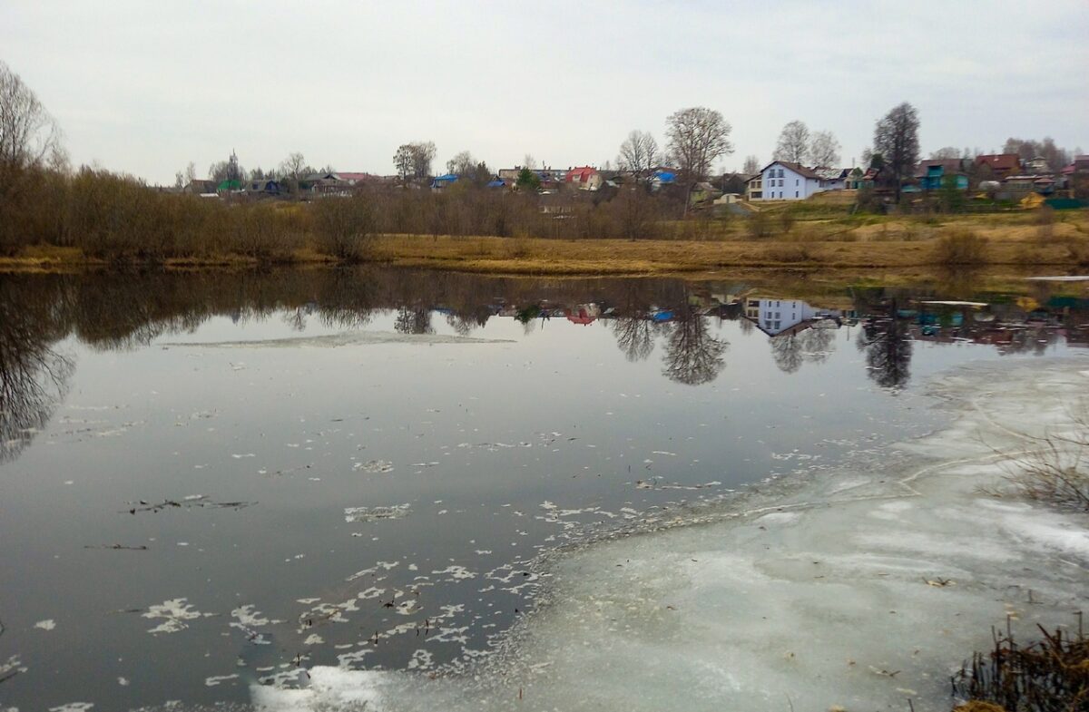 По факту гибели мужчины на реке в Тверской области проводится проверка
