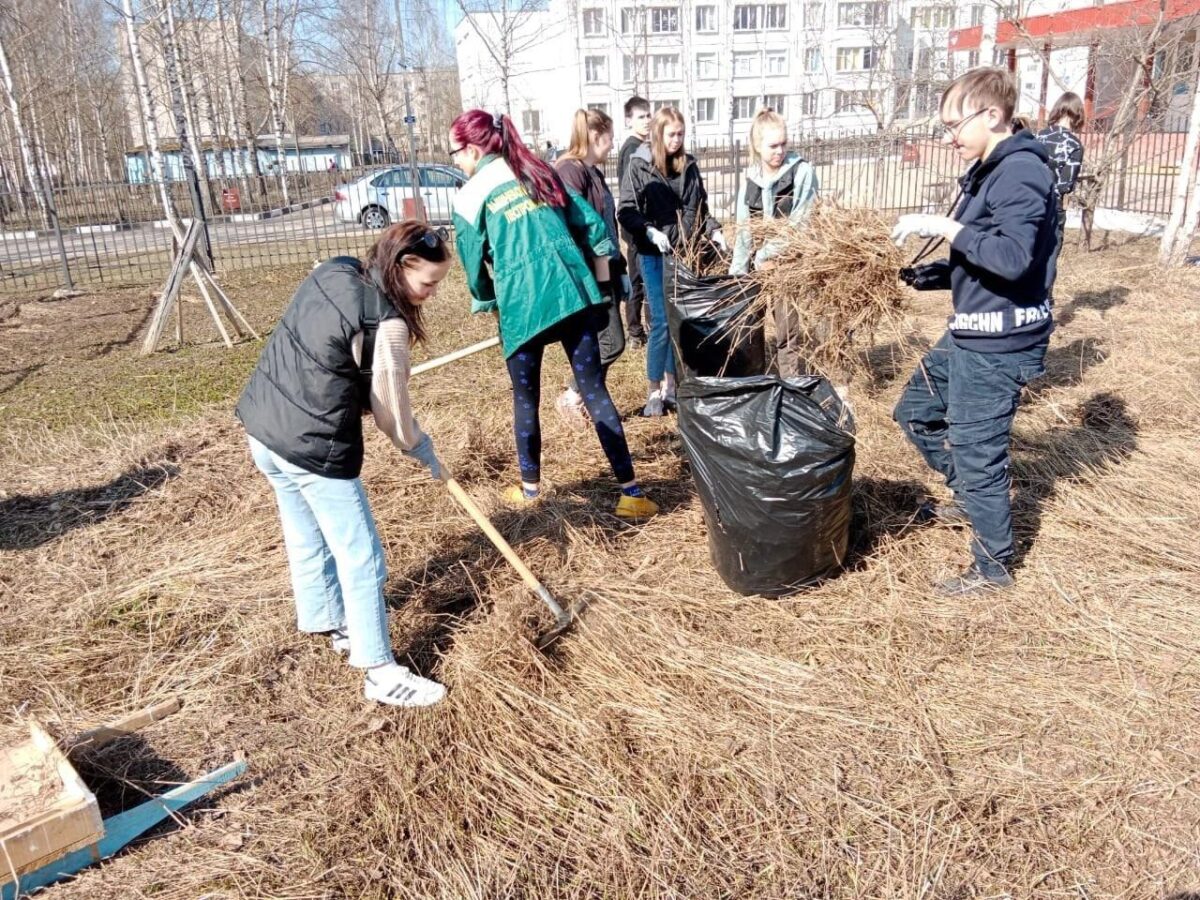 Двухмесячник по уборке начался в Вышневолоцком округе Двухмесячник по уборке начался в Вышневолоцком округе