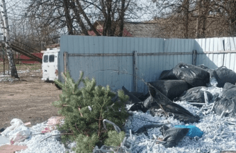 Под Тверью «выпал» искусственный снег Под Тверью «выпал» искусственный снег