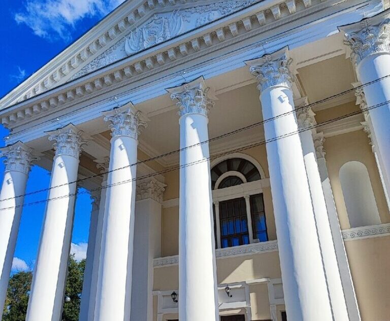 Премьера «Дурочки» на сцене Тверского театра драмы