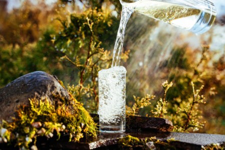 Россиянам рассказали о пользе и вреде газированной воды