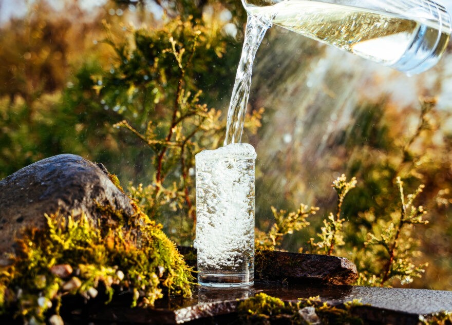 Россиянам рассказали о пользе и вреде газированной воды