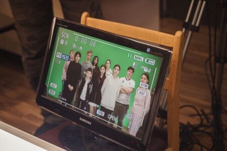 День – один, профессий – много: в РИА Верхневолжье на профориентационную встречу пришли дети