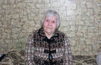 Губернатор Игорь Руденя поздравил со 100-летием ветерана Великой Отечественной войны Полину Иванову Губернатор Игорь Руденя поздравил со 100-летием ветерана Великой Отечественной войны Полину Иванову