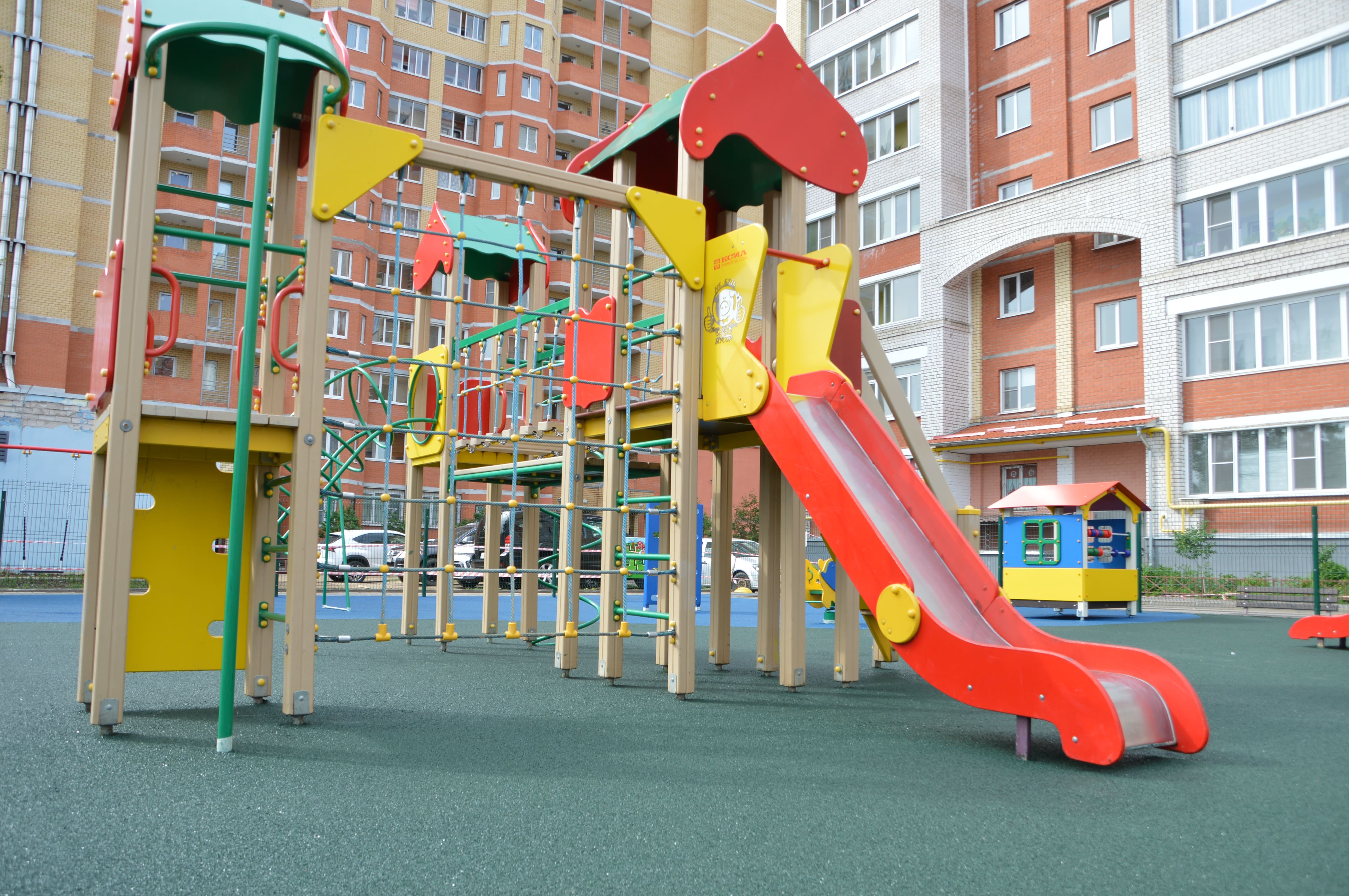 Жители дома в Твери усовершенствовали новую спортплощадку через ППМИ