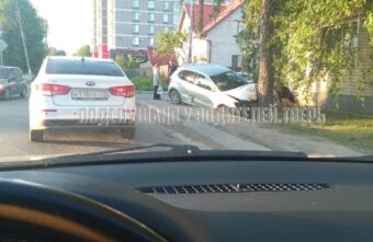 В Твери машина с «Rammstein» съехала в кювет после столкновения