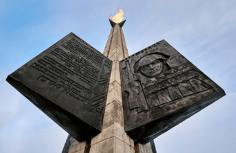 Губернатор Игорь Руденя поздравил ветеранов Великой Отечественной войны, жителей Тверской области с Днём Победы Губернатор Игорь Руденя поздравил ветеранов Великой Отечественной войны, жителей Тверской области с Днём Победы