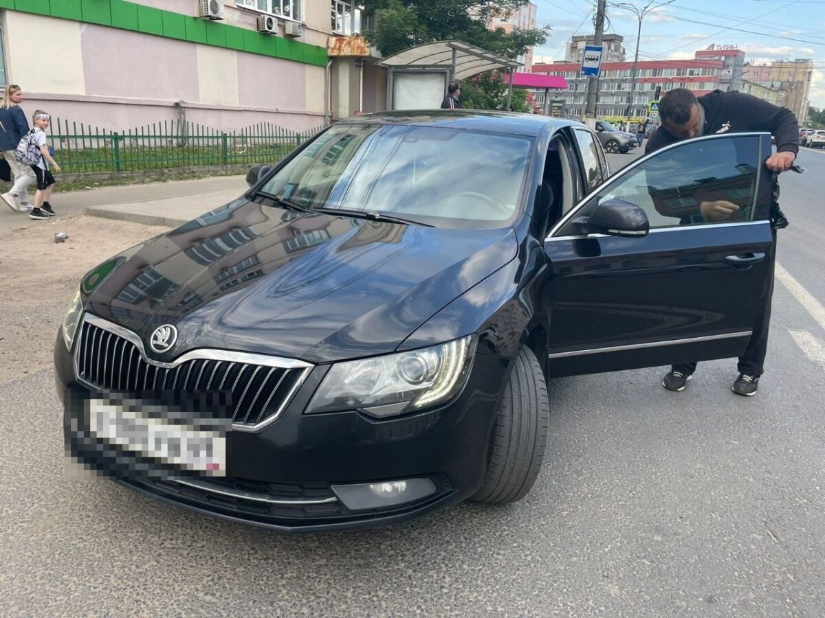 Тверским водителям "открыли глаза" на дороги