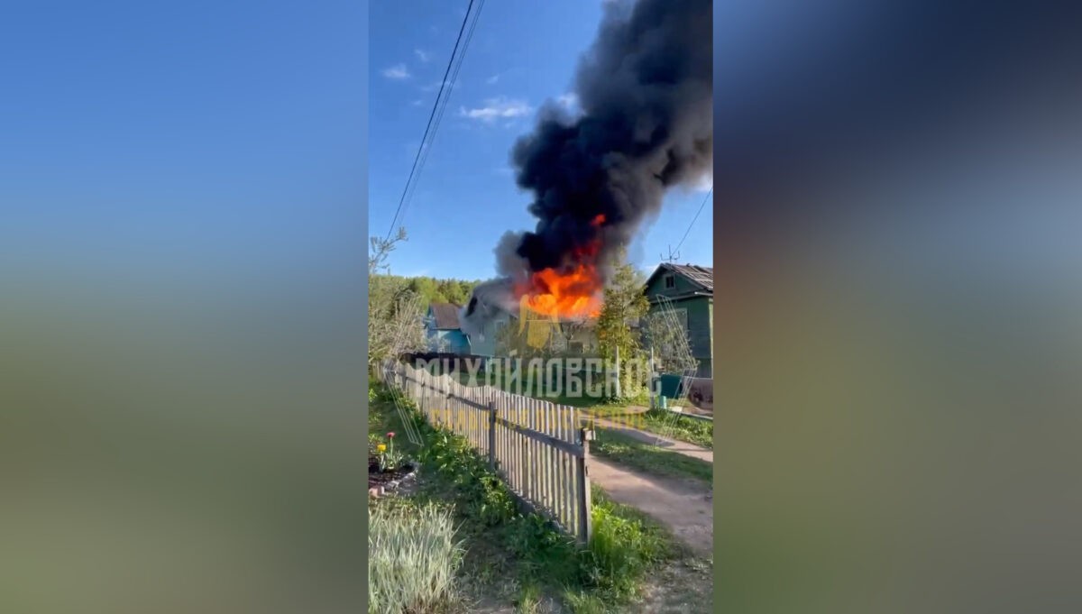 Хозяйственная постройка сгорела в СНТ под Тверью Хозяйственная постройка сгорела в СНТ под Тверью