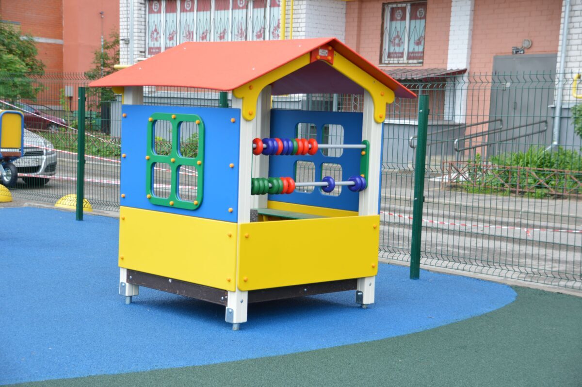 Жители дома в Твери усовершенствовали новую спортплощадку через ППМИ