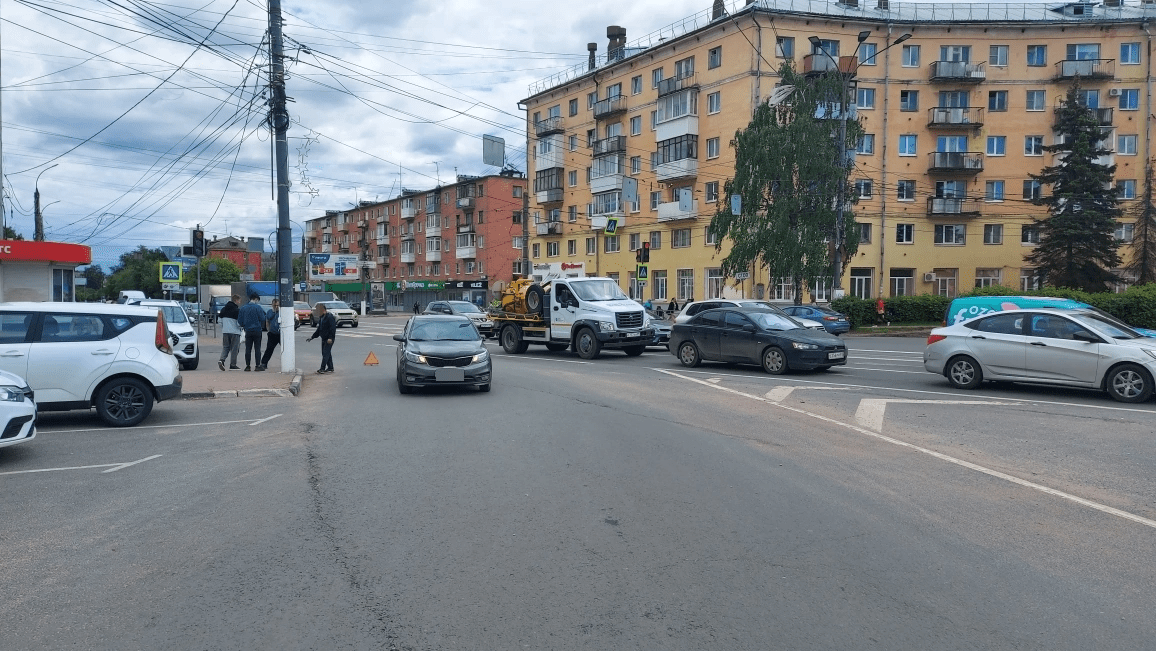 Проезд на «красный» закончился для тверского велосипедиста больницей