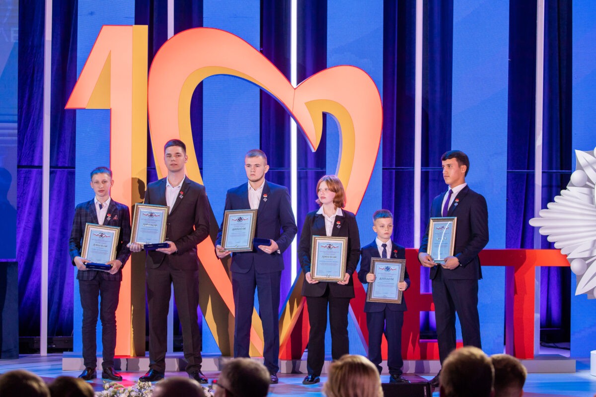 14-летняя Маргарита Неминущая из Тверской области стала лауреатом «Горячего сердца»