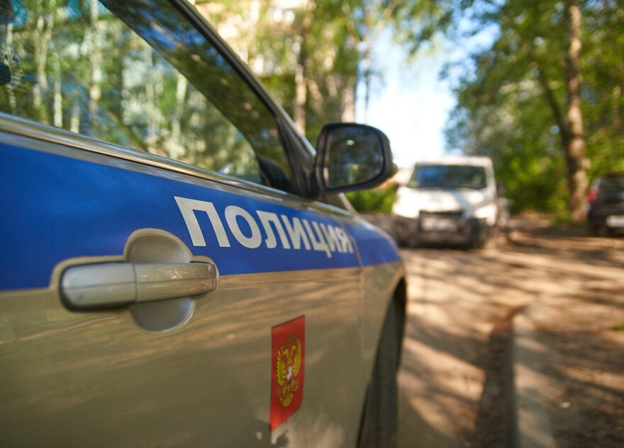 Преступная группа из Тверской области похищала товары из большегрузов и отправляла их на продажу