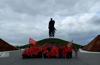 Автопробег «Огонь памяти» финишировал у Ржевского мемориала Советскому солдату Автопробег «Огонь памяти» финишировал у Ржевского мемориала Советскому солдату