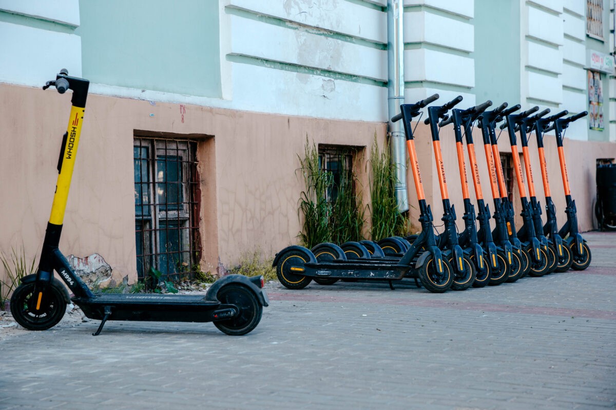 Мошенники в России добрались до электросамокатов Мошенники в России добрались до электросамокатов