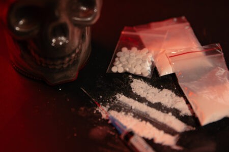 Тверским полицейским удалось сорвать «бизнес-план» наркодилеров Тверским полицейским удалось сорвать «бизнес-план» наркодилеров