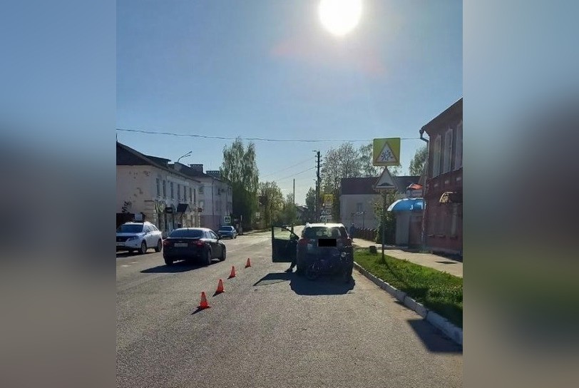 15-летний мопедист врезался в "Тойоту" в Тверской области
