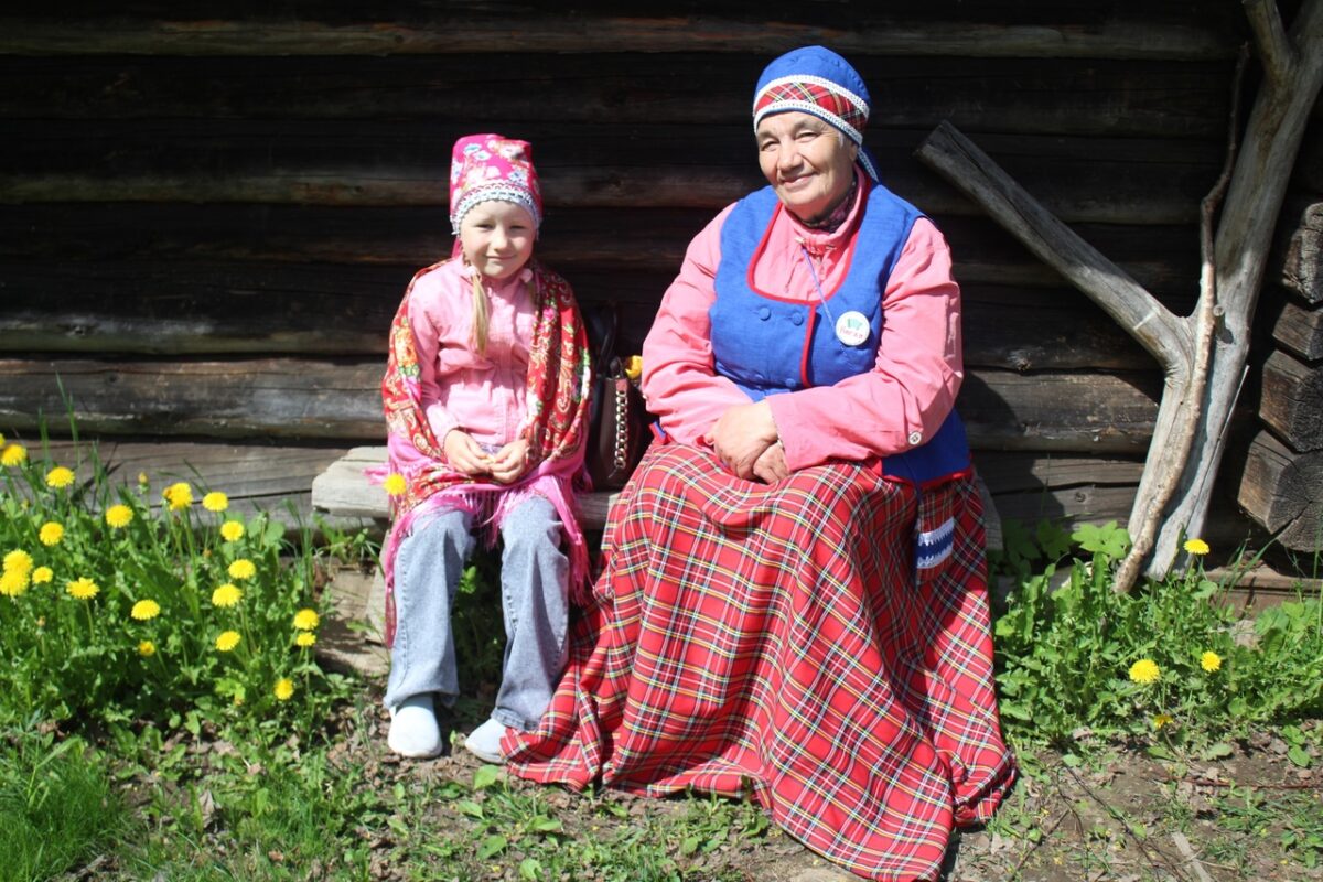 На фестивале травничества под Лихославлем показали "дикую кухню"