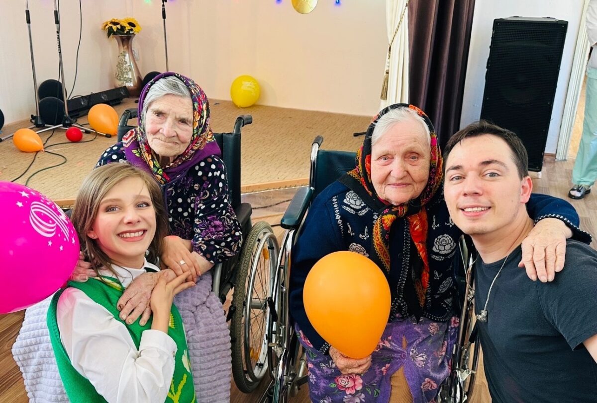 Лиза Арзамасова и Родион Газманов устроили в Тверской области фееричный концерт