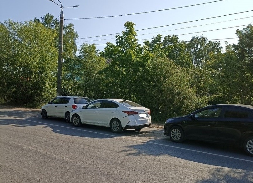 Собрали "паровозик": пассажир иномарки пострадал в тройном ДТП в Твери