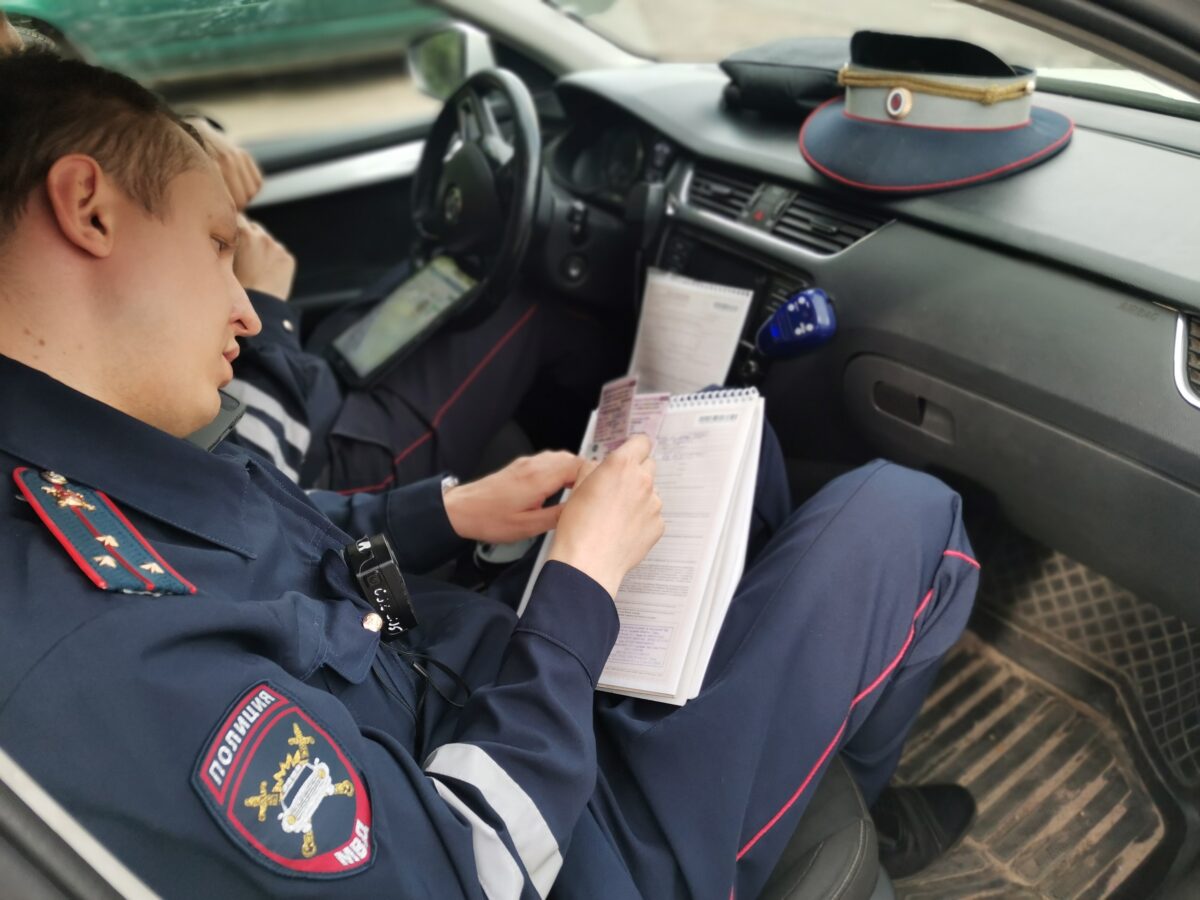 Тверским водителям "открыли глаза" на дороги