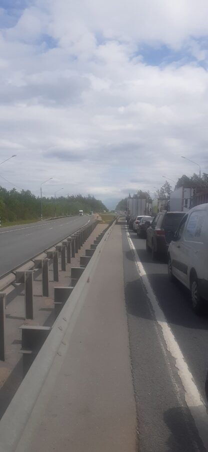 На въезде в Тверь из-за ДТП с трактором собралась огромная пробка