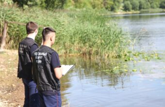 Следователи в Тверской области устанавливают причину гибели мужчины в Волге