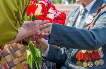 «Единая Россия» и «Волонтёры Победы» поздравят фронтовиков с наступающим 9 мая