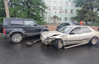 Женщина пострадала в тройном ДТП в Твери Женщина пострадала в тройном ДТП в Твери