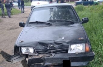 В Твери водитель Kia "протаранил" припаркованный Chevrolet В Твери водитель Kia "протаранил" припаркованный Chevrolet