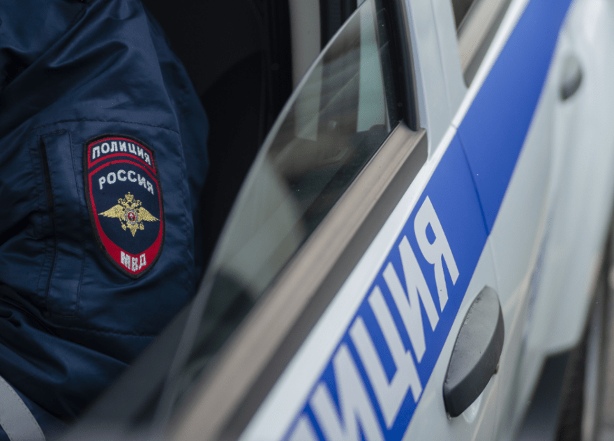 Грабитель отнял телефон и деньги у жителя Тверской области прямо на улице Грабитель отнял телефон и деньги у жителя Тверской области прямо на улице