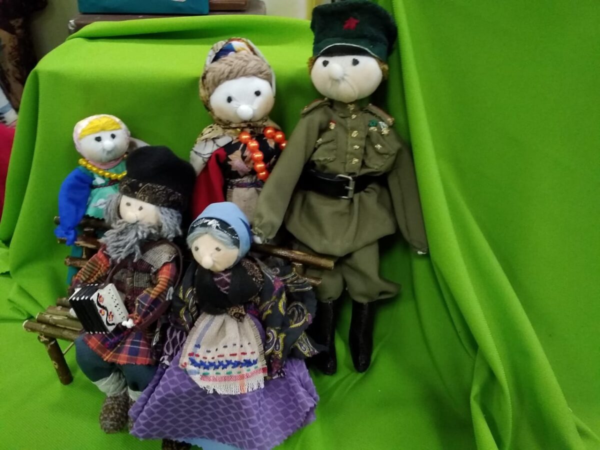 Пусть берегут они солдатиков наших