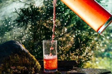 Диетолог рассказала о самых вредных напитках из фруктового сока