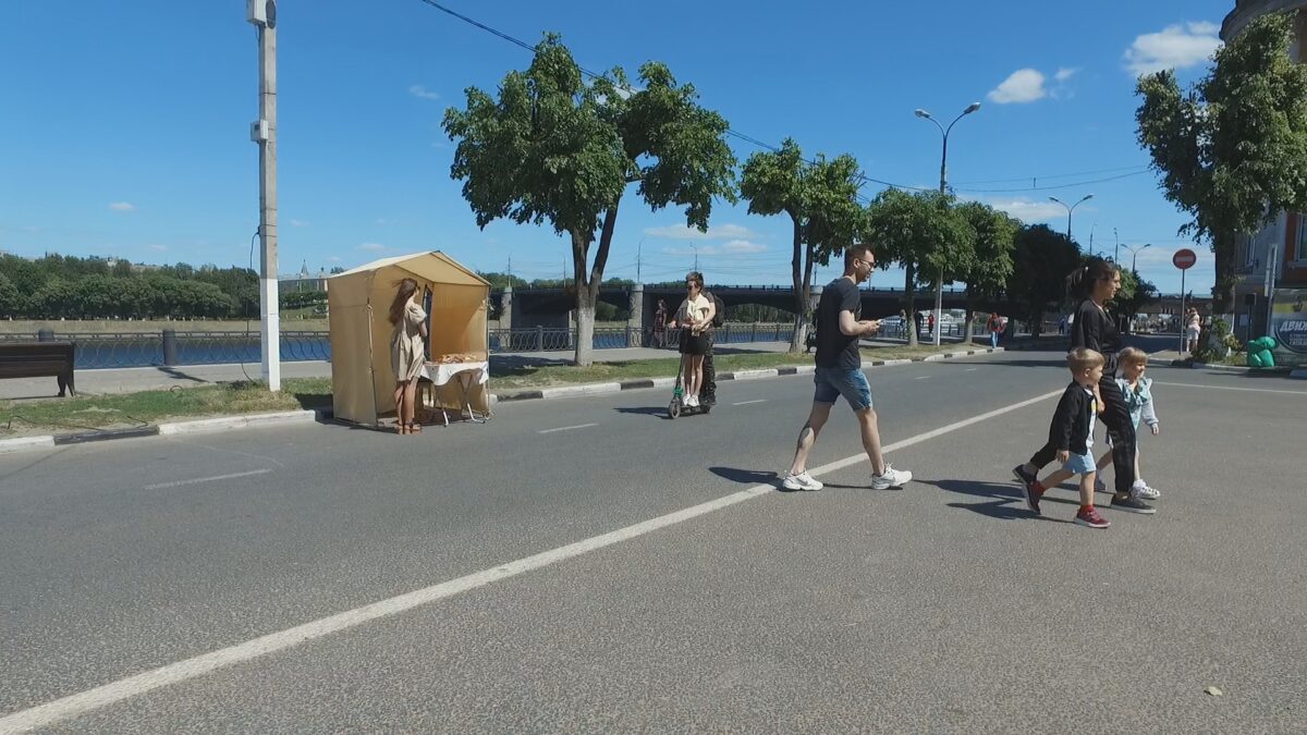 По выходным на набережной Степана Разина в Твери будут ограничивать движение По выходным на набережной Степана Разина в Твери будут ограничивать движение