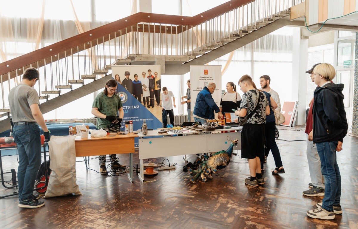 В Тверской области прошла ярмарка трудоустройства «Работа России. Время возможностей»