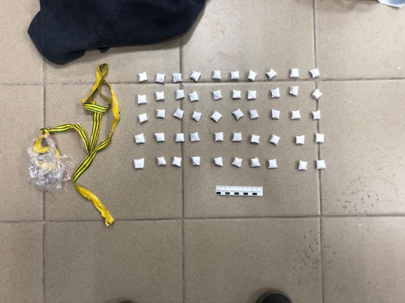 50 свёртков с мефедроном нашли у задержанного в Твери наркокурьера