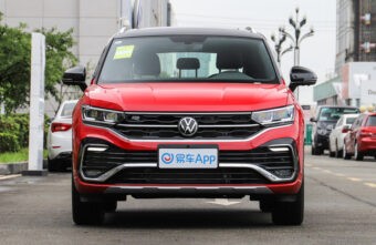 В России начали продавать новые кроссоверы Volkswagen Tayron X В России начали продавать новые кроссоверы Volkswagen Tayron X
