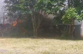 В Твери полыхают сараи В Твери полыхают сараи